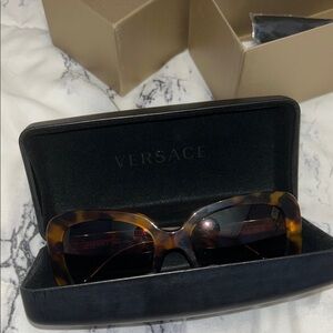 Versace Brown Sunglasses Classic Tortoiseshell Design
